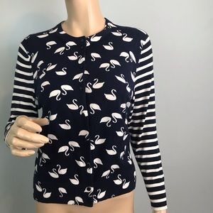 💜Crown&Ivy navy blue n cream bottom up sweaterL